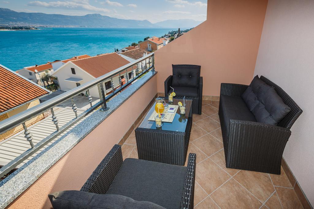 Apartments Viljac Trogir Kamer foto