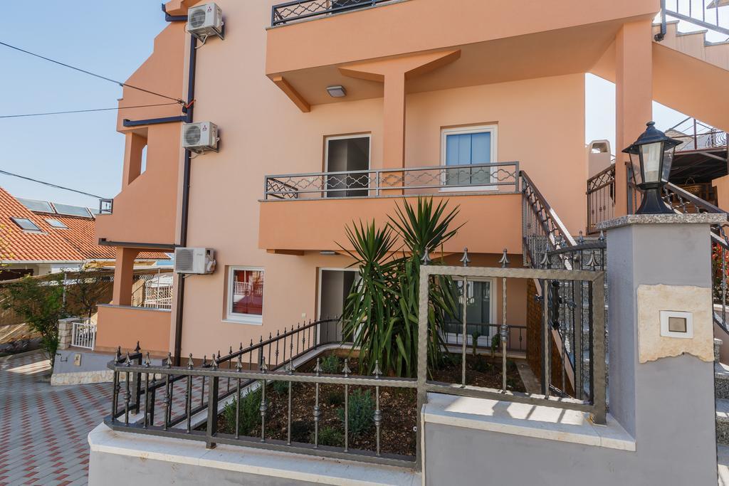 Apartments Viljac Trogir Buitenkant foto