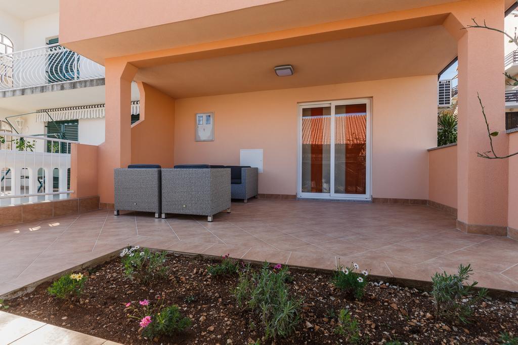Apartments Viljac Trogir Buitenkant foto