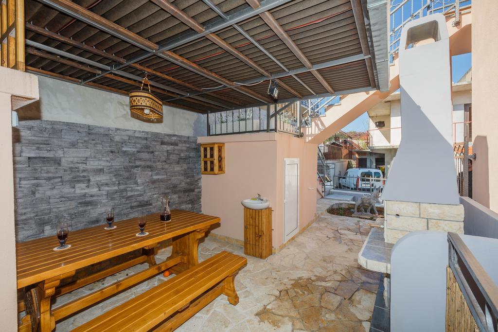 Apartments Viljac Trogir Buitenkant foto
