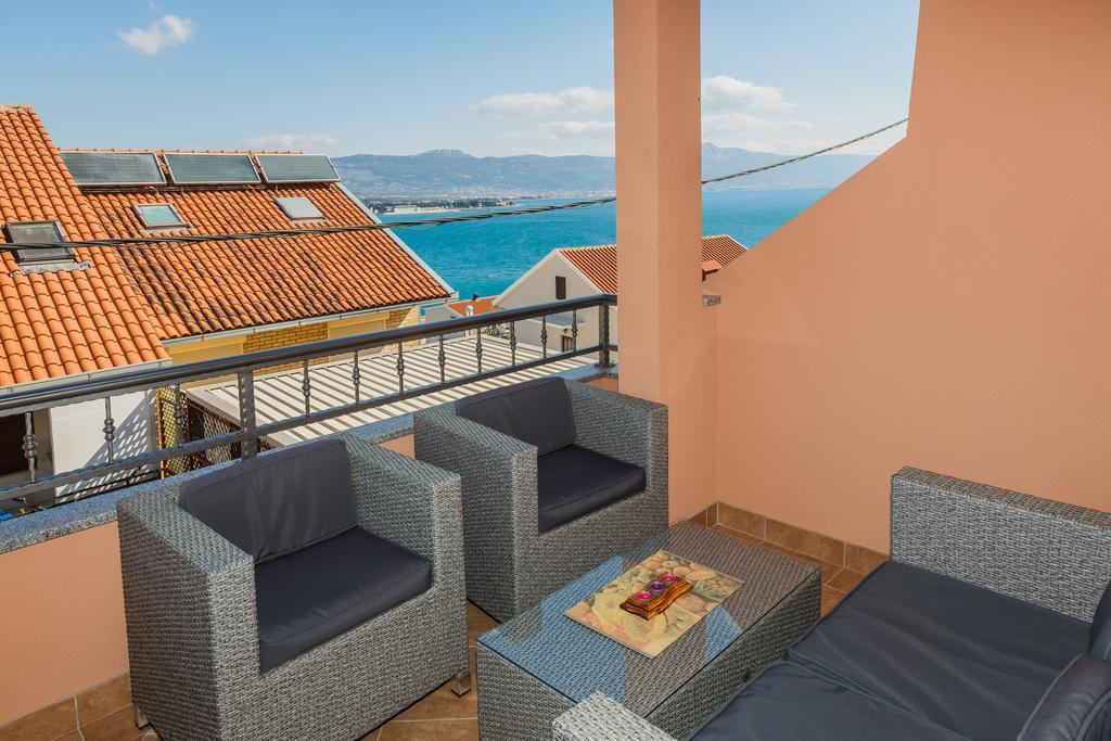 Apartments Viljac Trogir Kamer foto