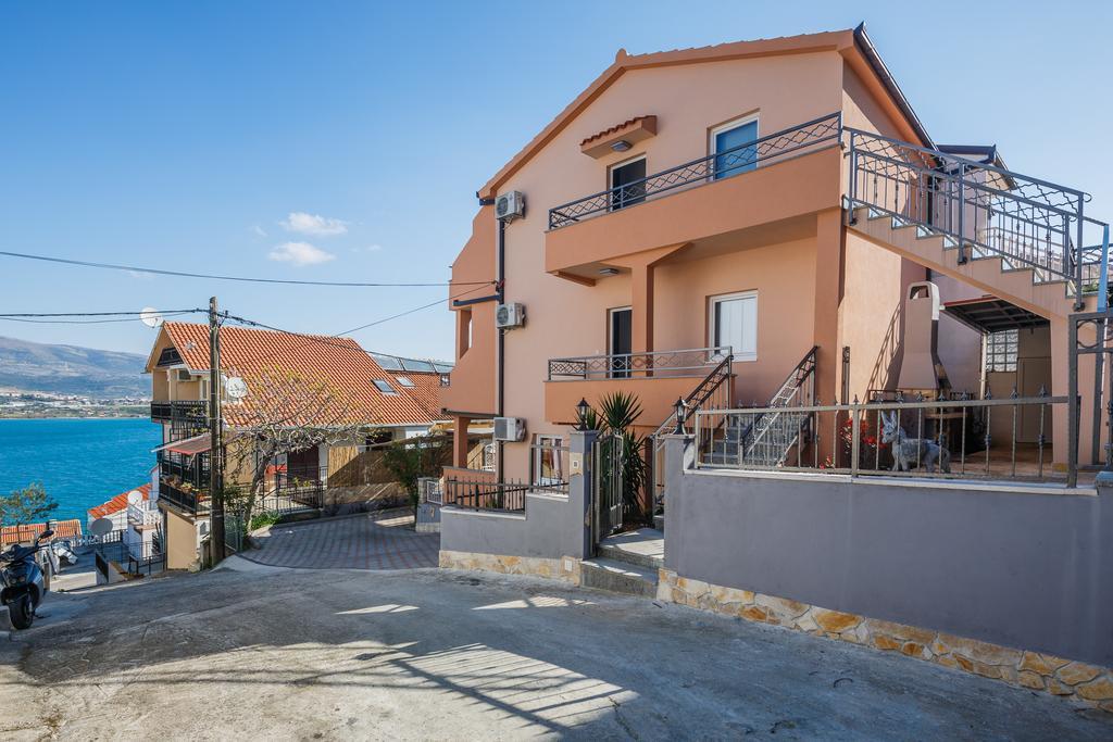 Apartments Viljac Trogir Buitenkant foto